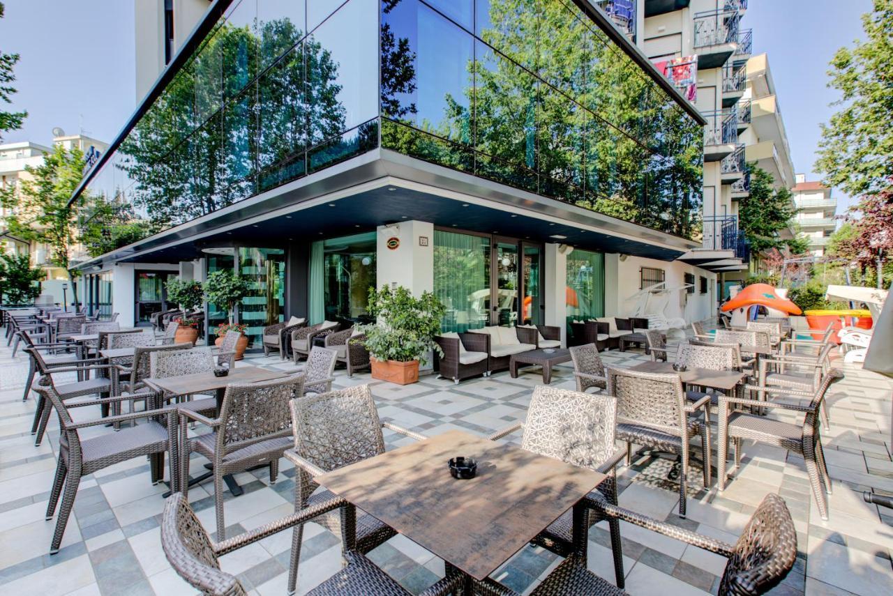 Hotel Verona Cesenatico Extérieur photo