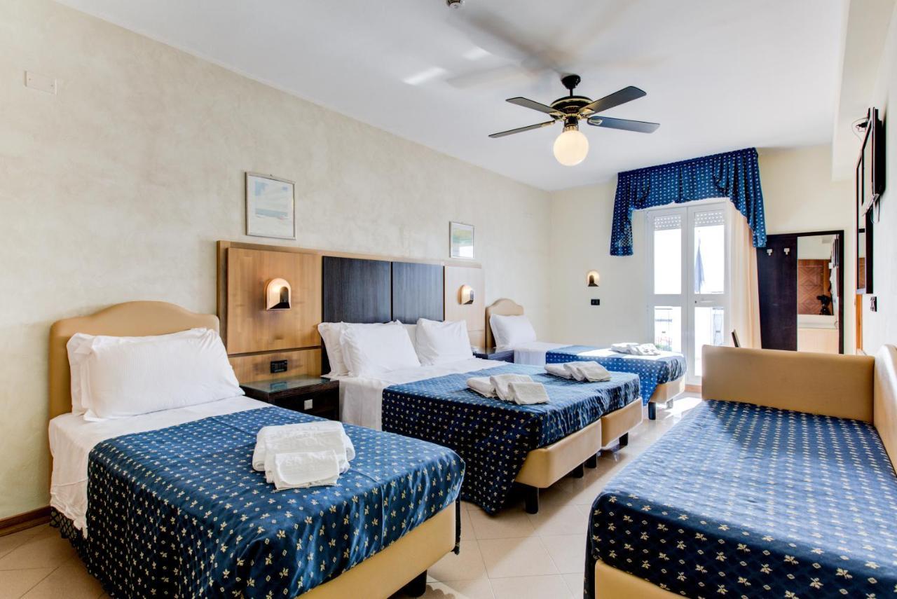 Hotel Verona Cesenatico Extérieur photo