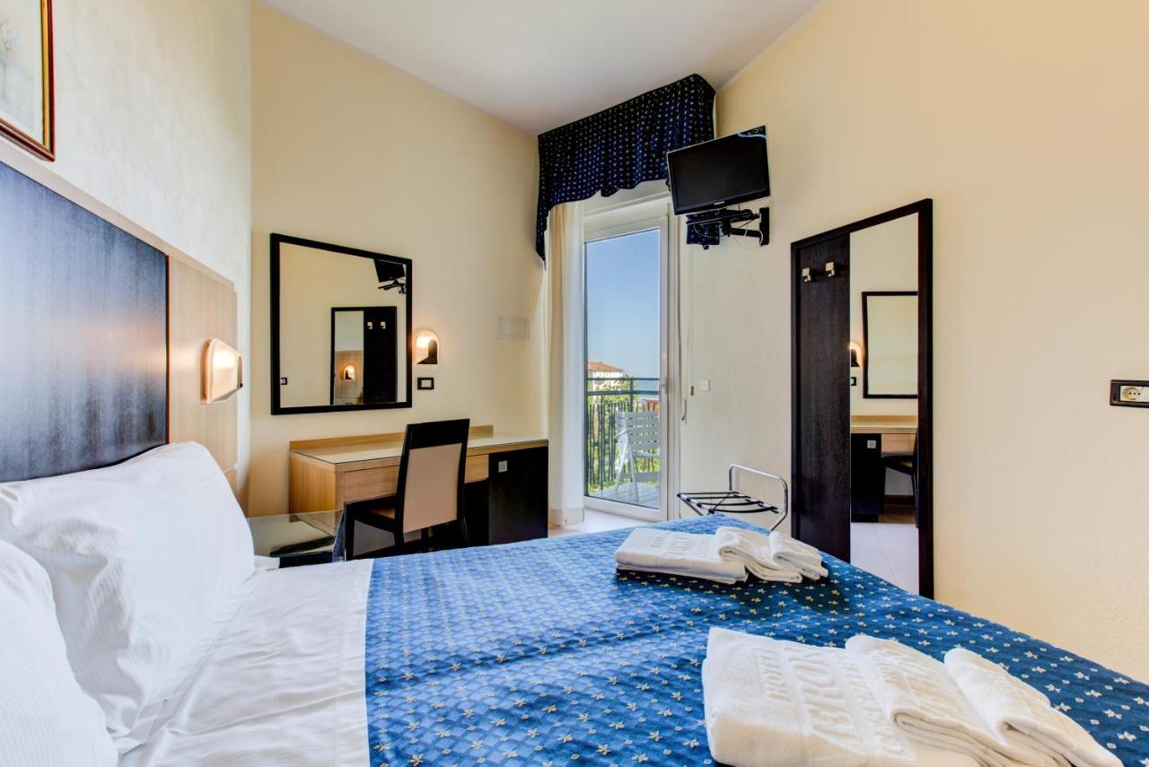 Hotel Verona Cesenatico Extérieur photo