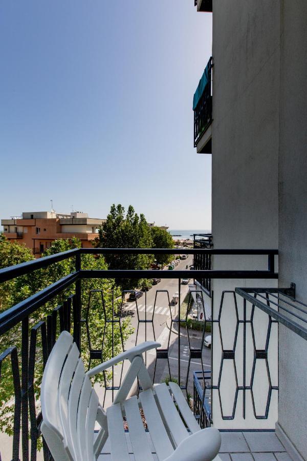 Hotel Verona Cesenatico Extérieur photo
