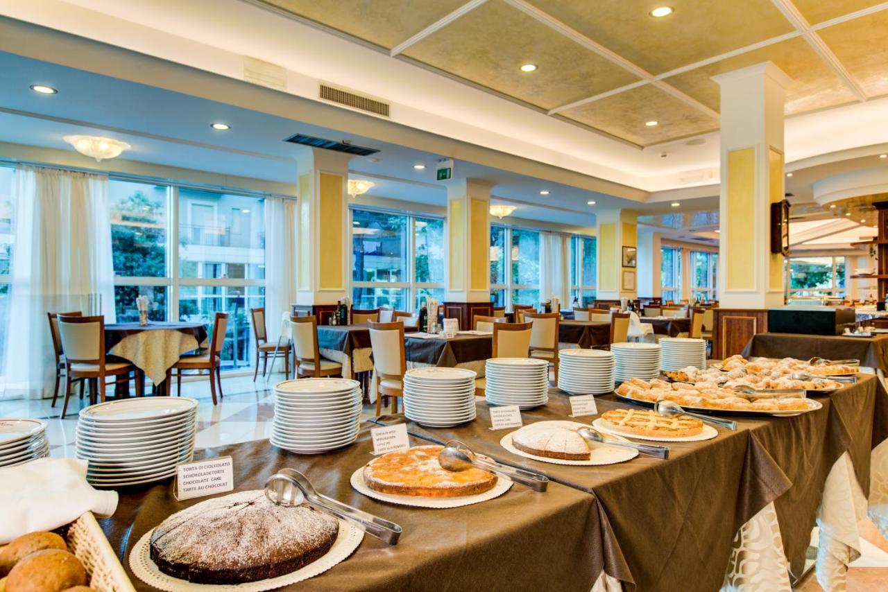 Hotel Verona Cesenatico Extérieur photo