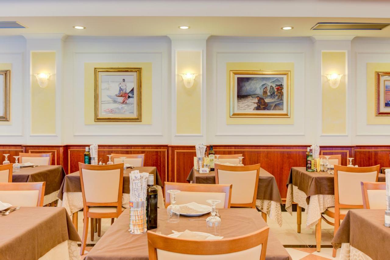 Hotel Verona Cesenatico Extérieur photo