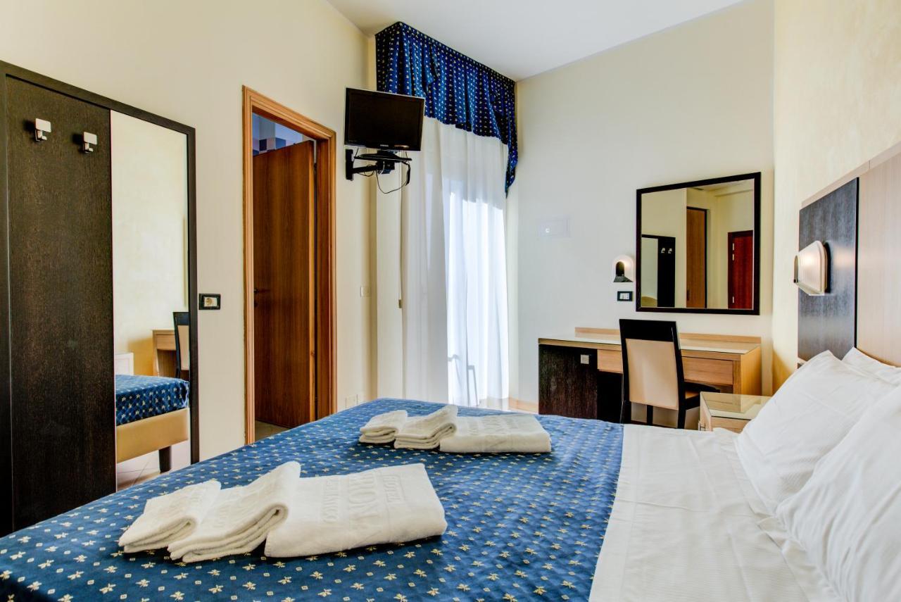 Hotel Verona Cesenatico Extérieur photo