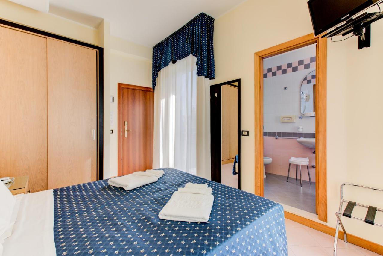 Hotel Verona Cesenatico Extérieur photo