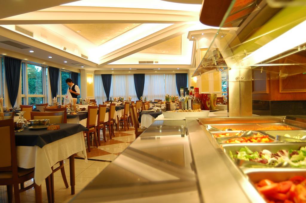 Hotel Verona Cesenatico Extérieur photo
